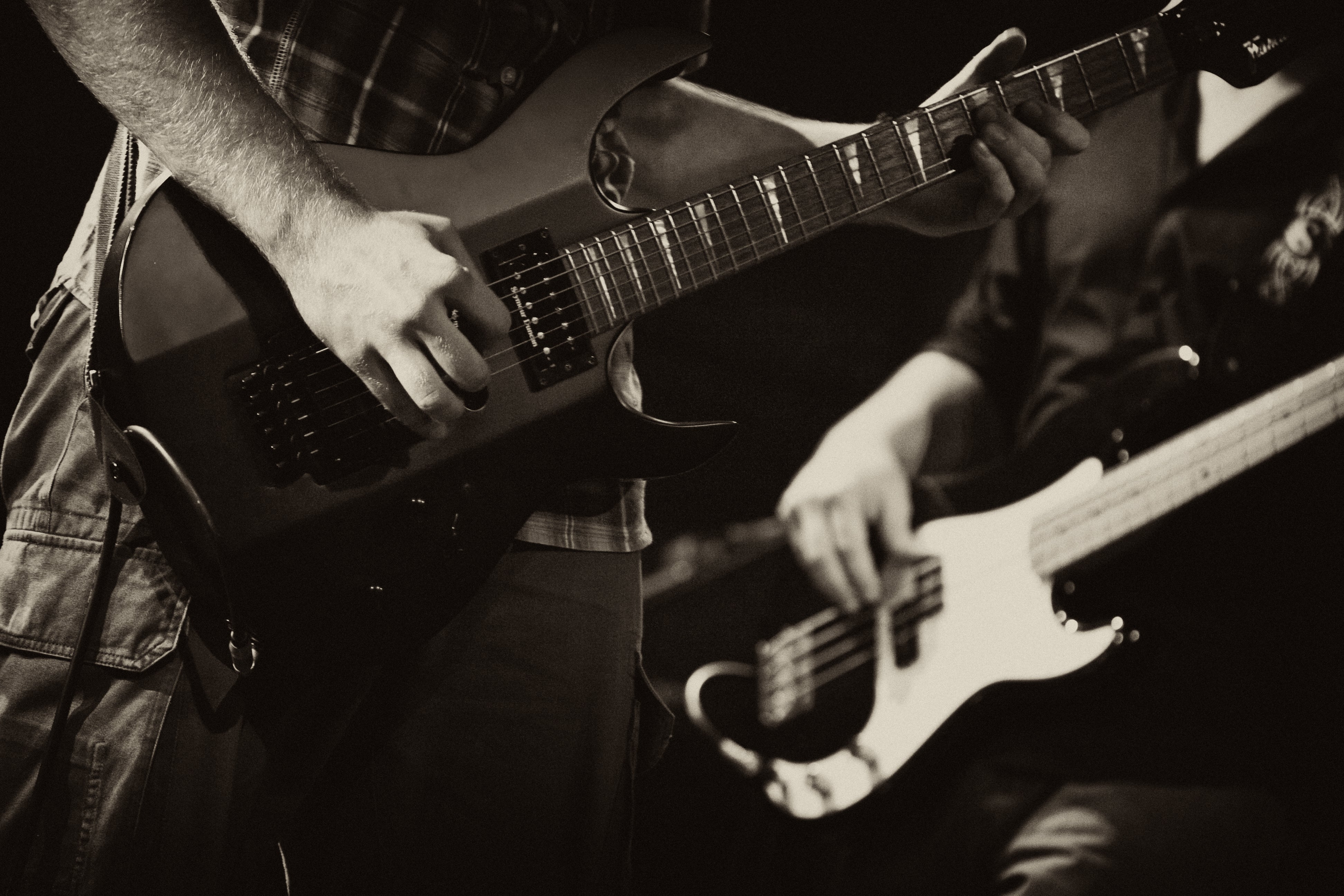 Guitar band shop