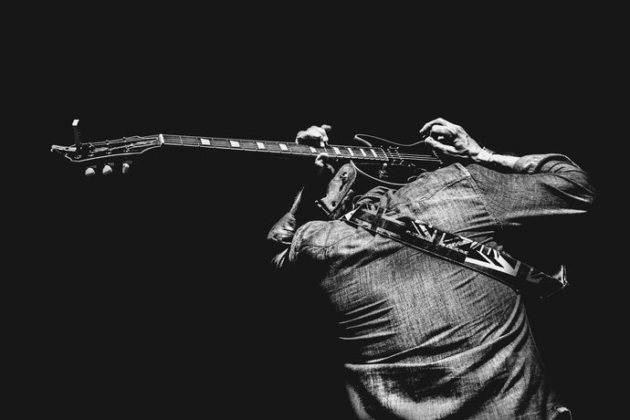 Complete Guide To Guitar Riffs and Licks